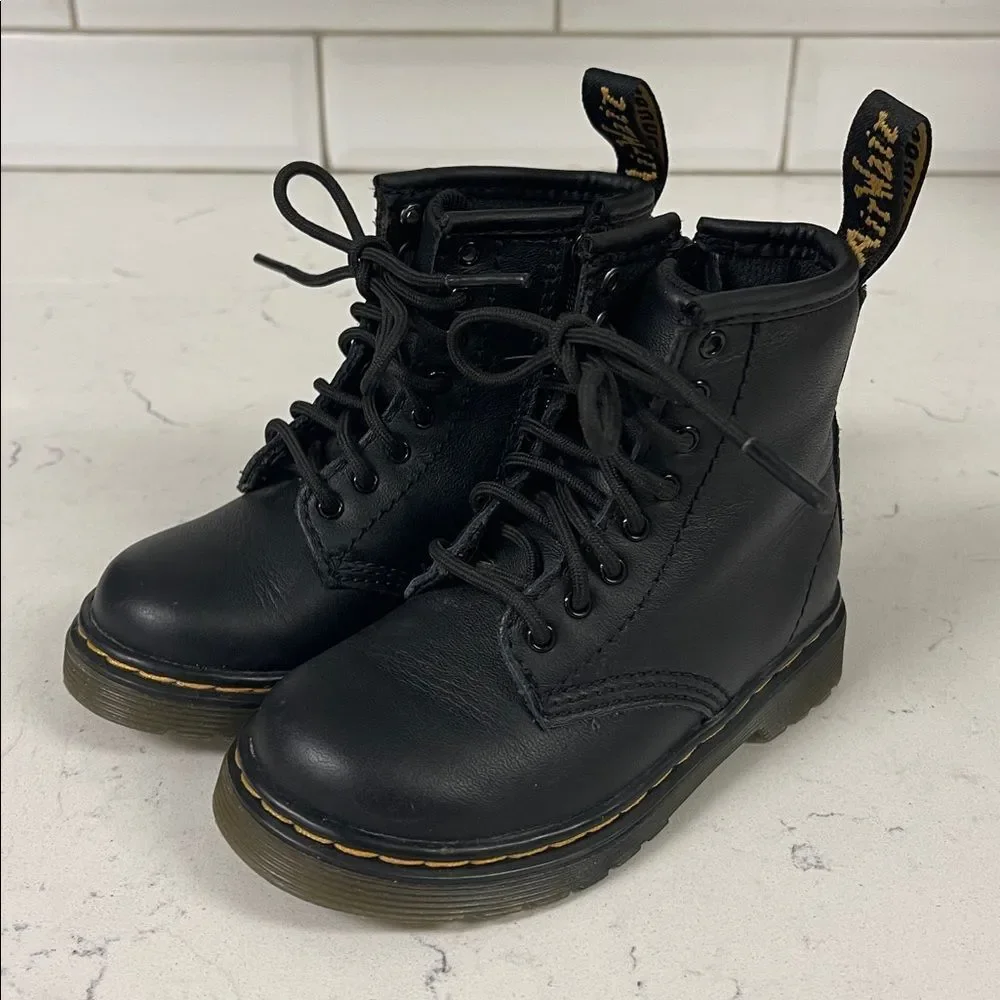 DR MARTEN TODDLER 1460 T SOFTY T LEATHER LACE UP BOOTS Size 7